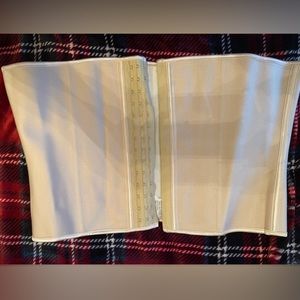 Nwot! Corset story 2xl beige corset